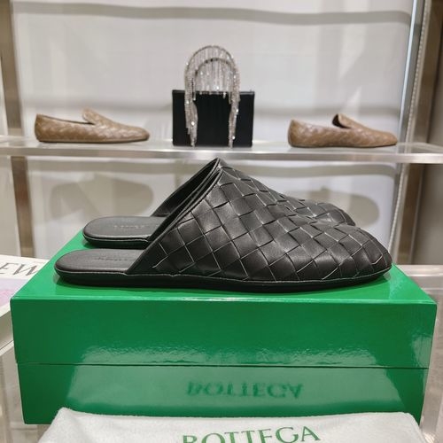 Bottega Veneta BV Woven Slip-on Leather Mules