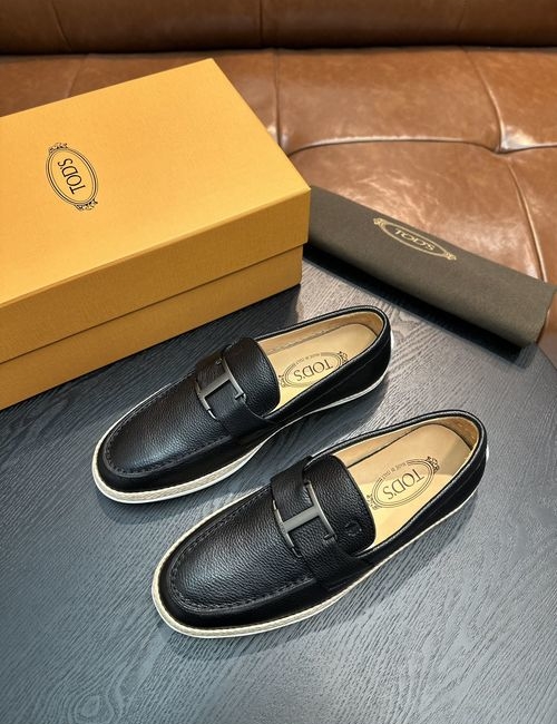 Tods Calfskin Loafers With Metal Logo Buckle
