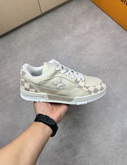 Louis Vuitton LV Grained Nappa Leather Casual Sneakers