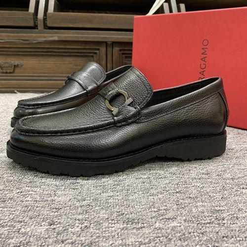 Ferragamo Patent Cowhide Dress Shoes Original Hardware Sole