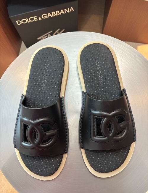 Dolce & Gabbana DG Cowhide Logo Slippers