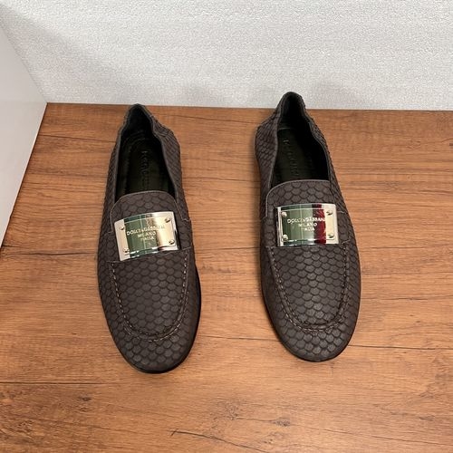 Dolce & Gabbana DG Calfskin Loafers With Gold Nameplate