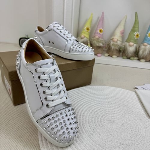 Christian Louboutin Low-Top Spiked Shoes With Premium Materials