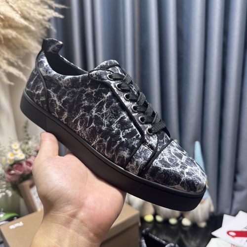 Christian Louboutin Low-Top Spiked Shoes With Premium Materials