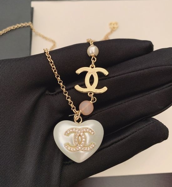 Chanel Classic Heart Pendant Necklace Jewelry