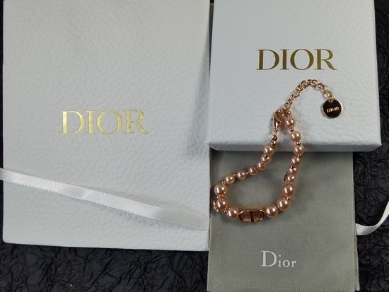 Christian Dior CD Pearl Beaded Chain Bracelet Elegant Design