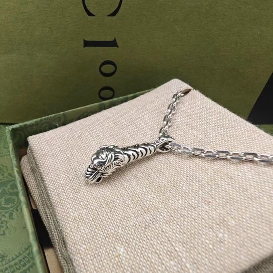 Gucci Tiger Head Pendant Classic Necklace