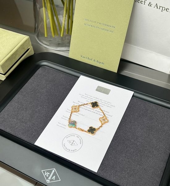 Van Cleef & Arpels VCA Clover Half Diamond Bracelet