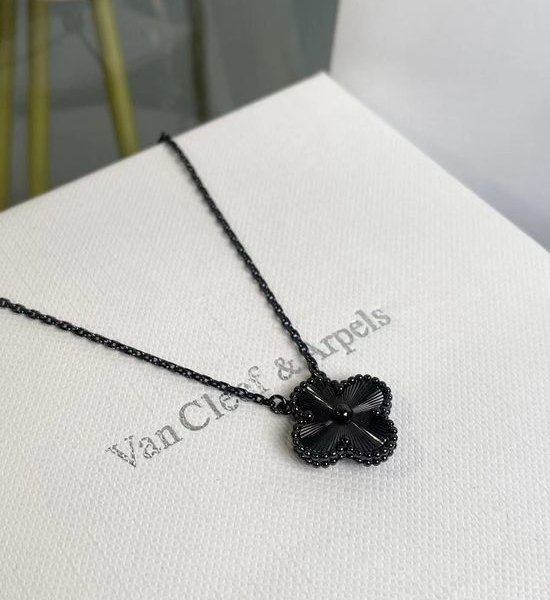 Van Cleef & Arpels VCA Single Flower Necklace 18K Gold Plated Jewelry