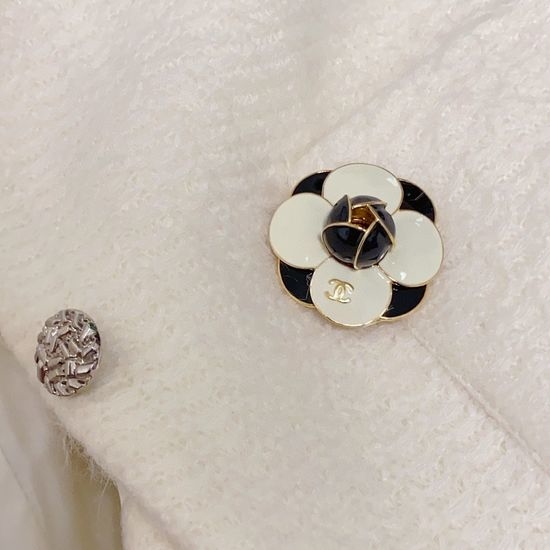 Chanel Exquisite Camellia Brooch Classic Wearable Accessory