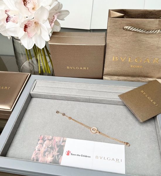 Bvlgari Mother of Pearl Inlaid Zircon Disc Bracelet