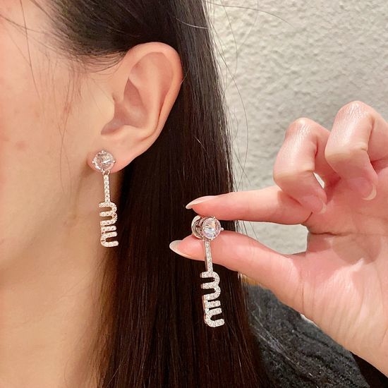Miu Miu Handmade Diamond Simple Versatile Earrings