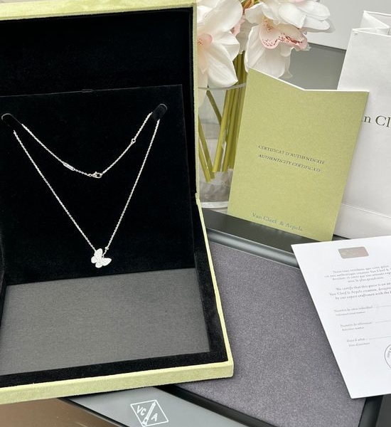 Van Cleef & Arpels VCA Full Diamond Butterfly White Gold Necklace