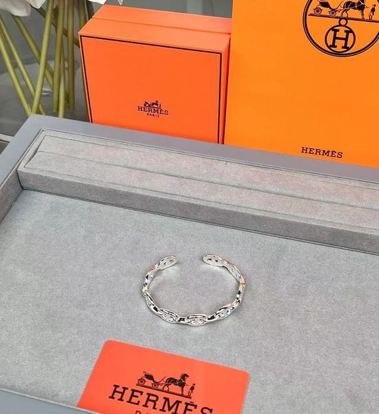 Hermes Tarnish Resistant Pig Nose Jewelry