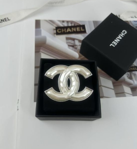 Chanel Classic Pin Style Brooch