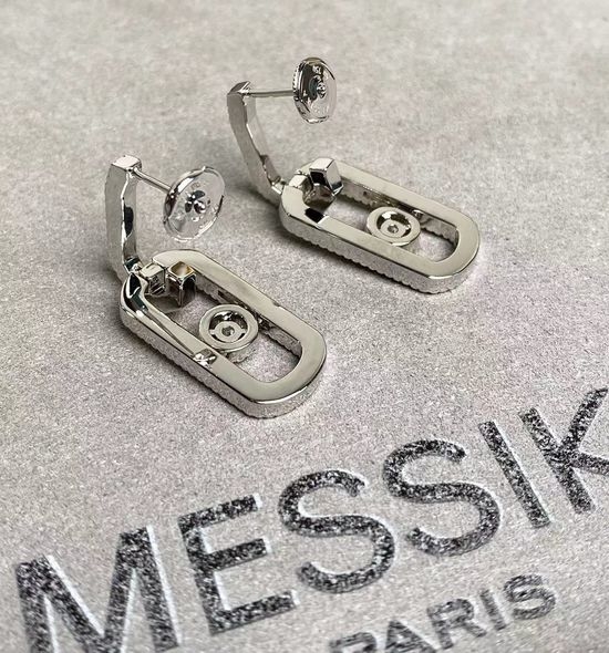 Messika Classic Three Movable Diamonds Necklace