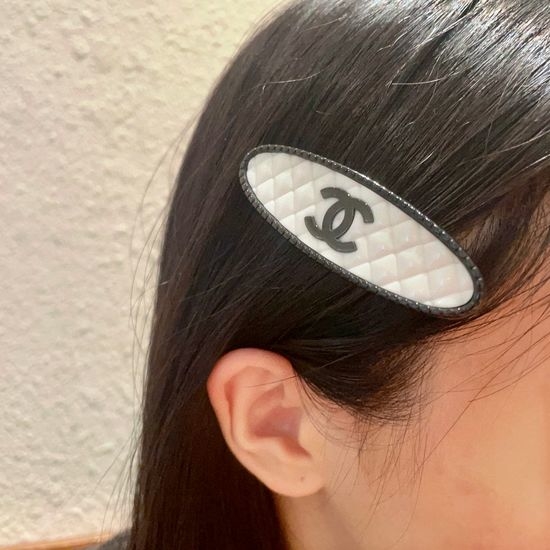 Chanel Double Letter Decorated Hair Clip