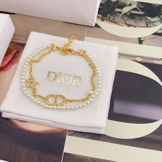 Christian Dior CD Double Layer Star Faux Pearl Bracelet
