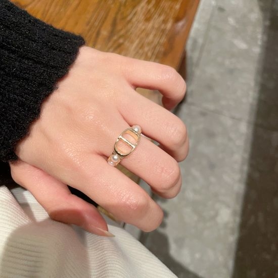 Christian Dior CD Pearl Fashion Simple Ring