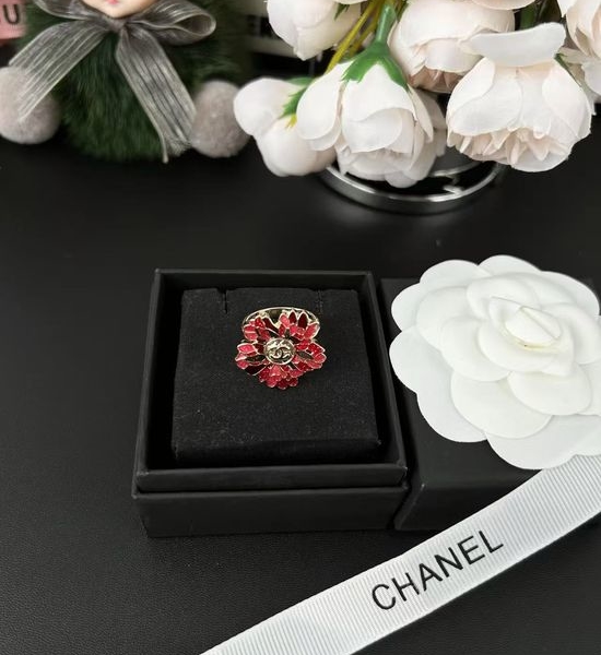 Chanel Vintage Floral Carved Enamel Ring