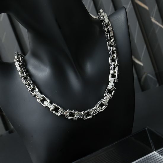 Louis Vuitton LV Classic Pattern Metal Chain Bracelet