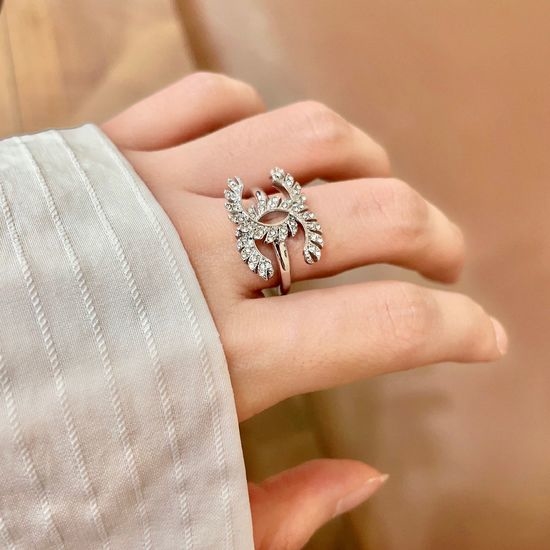 Chanel Chic Double C Letter Ring