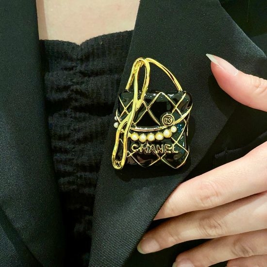 Chanel Bag Letter Brooch