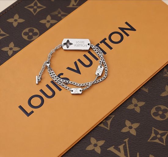 Louis Vuitton LV Titanium Steel Double Layer Necklace Premium