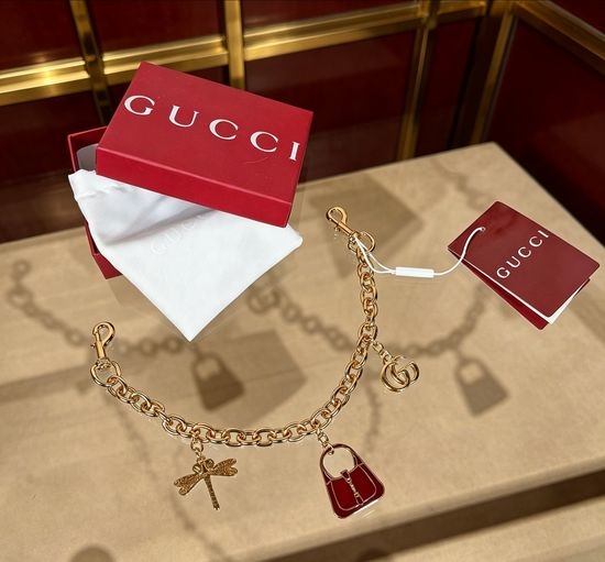 Gucci Elegant Bag Chain Pendant Accessory