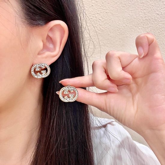 Gucci Simple Elegant All-match Classic Small Stud Earrings