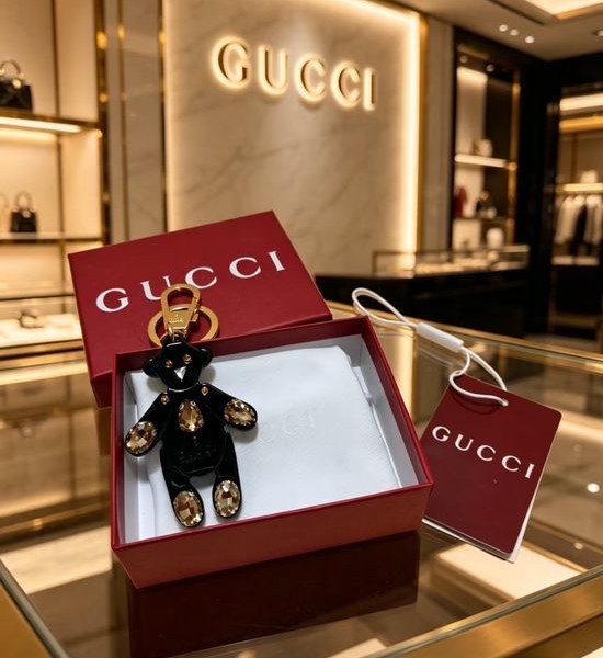 Gucci Rhinestone Bear Bag Key Pendant