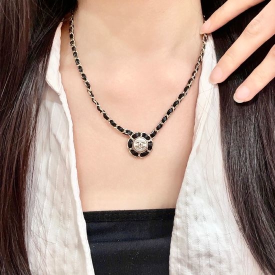 Chanel Premium Vintage Style Necklace