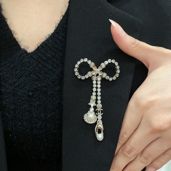 Chanel Elegant Decorative Brooch for Daily Wear