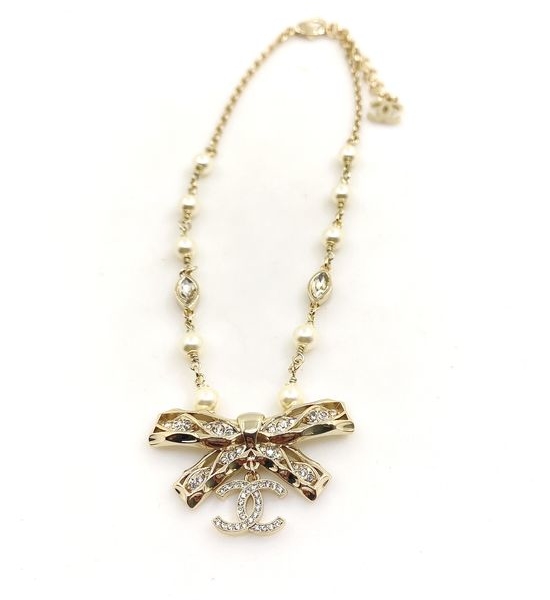Chanel Bow Knot Decorated Pearl Necklace