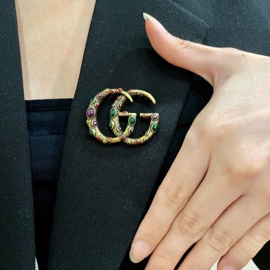Gucci Delicate Classic Versatile Brooch