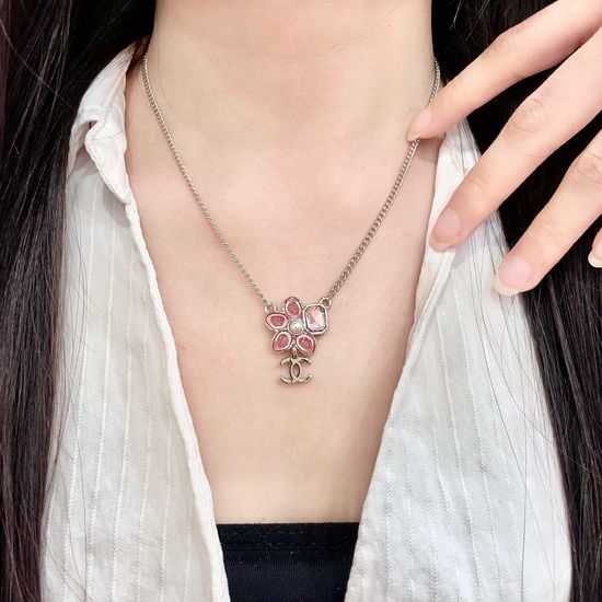 Chanel Delicate Retro Classic Necklace