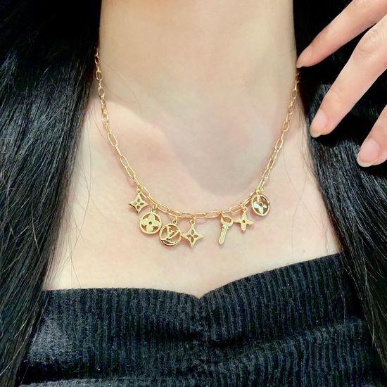 Louis Vuitton LV Vintage Unique Pendant Necklace