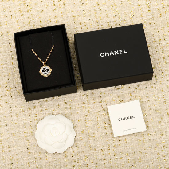 Chanel Quilted Hollow Pendant Necklace