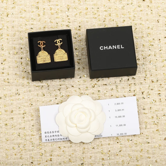 Chanel Vintage Exquisite Craft Stud Earrings