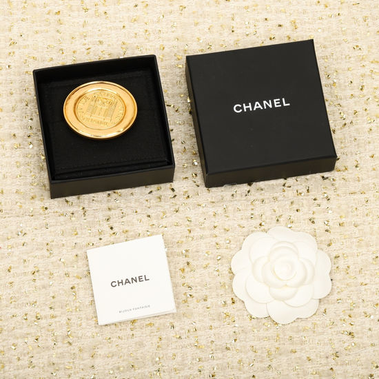 Chanel Vintage Classic Brooch Timeless Jewelry Gift