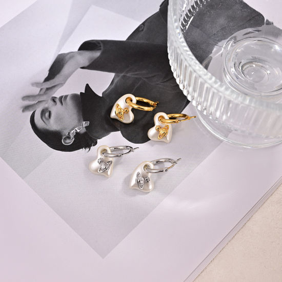 Vivienne Westhood Saturn Pendant Necklace Earrings Set