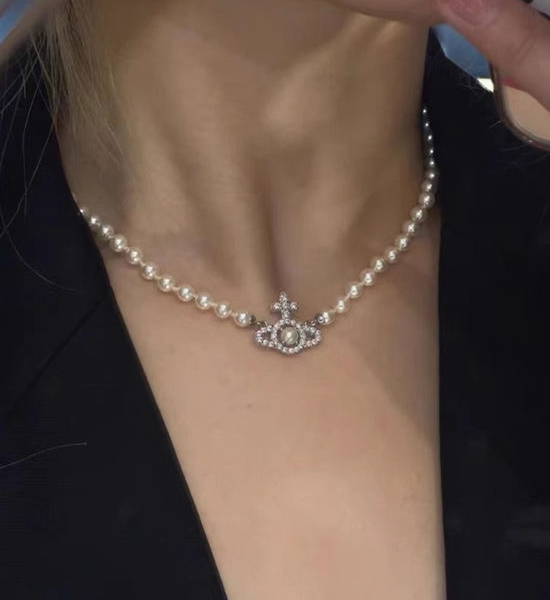 Vivienne Westhood Planet Jewelry Set Elegant Classic Accessories