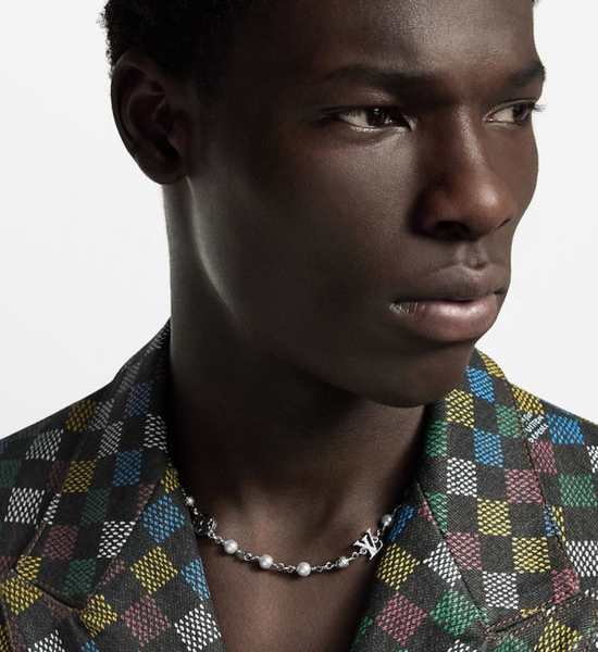 Louis Vuitton LV Engraved Pattern Pearl Pendant Necklace