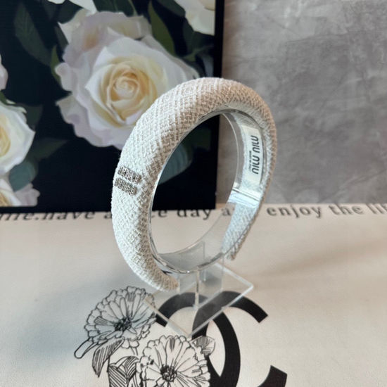 Miu Miu Classic Hair Hoop Soft Comfortable Wear