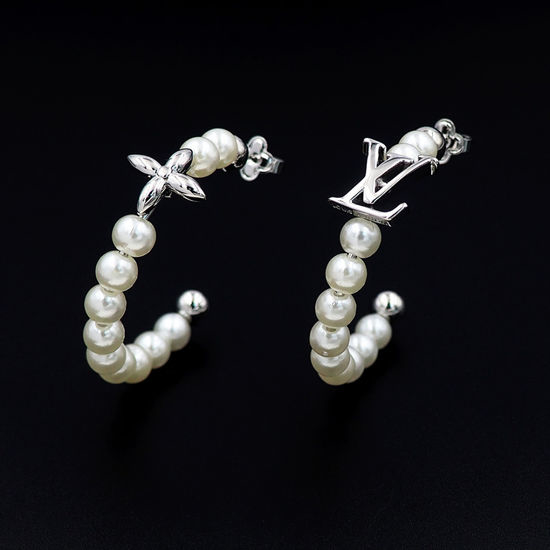 Louis Vuitton LV Asymmetric Resin Pearl Stud Earrings