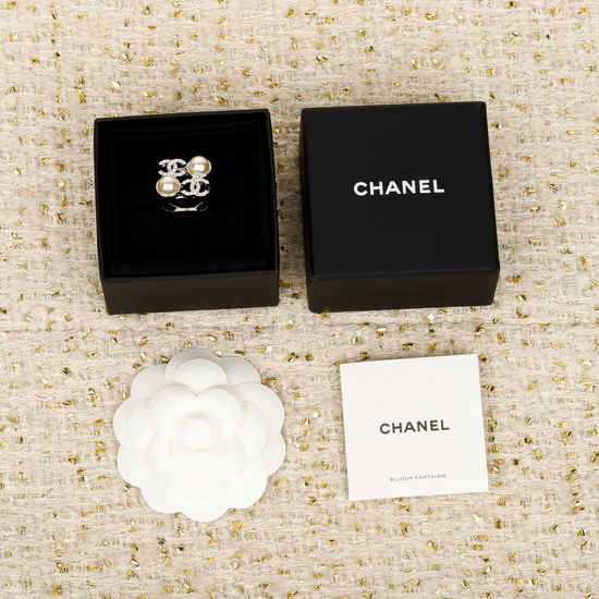 Chanel Sophisticated Double C Pearl Ring