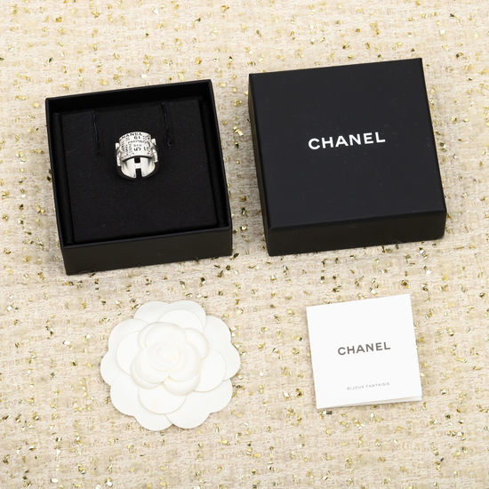 Chanel Vintage Letter Graffiti Ring