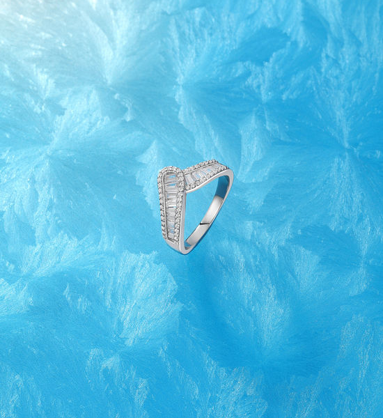 Tiffany & Co. Starry Cut Ring with T-shaped Diamonds
