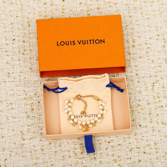 Louis Vuitton LV Floral Pearl Bracelet Delicate Crafted Jewelry