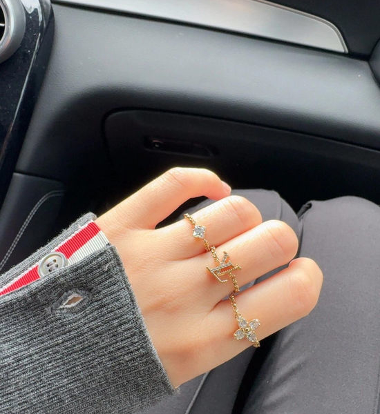 Louis Vuitton LV Fashion Three Piece Ring Set
